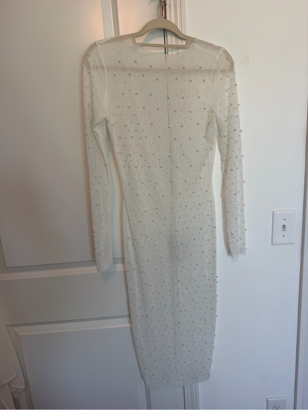 Elegant White Beaded Sheer Long-Sleeve Bodycon Dress